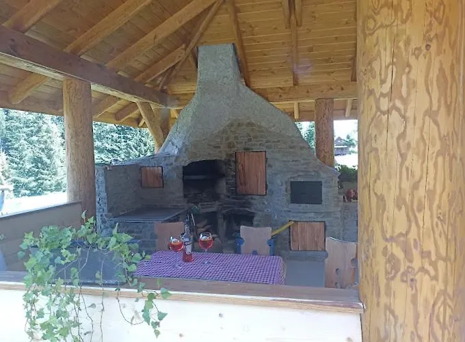 Na Polance בית נופש איסטבנה